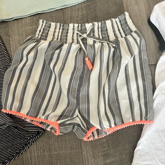 Size 10 Summer Lot - Picture 6 of 6